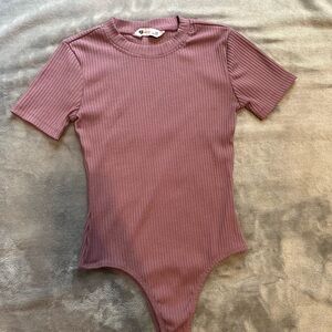 SO Ribbed Purple Lilac Short sleeve Bodysuit XS